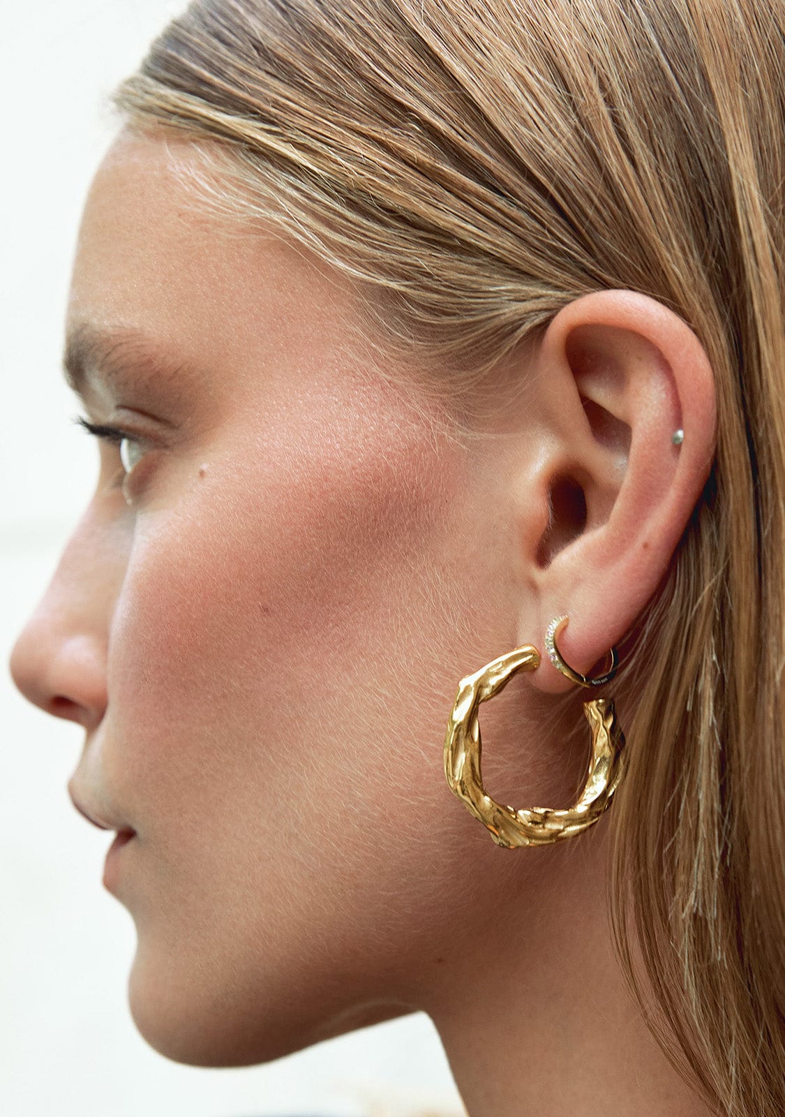 Linda Earrings Gold