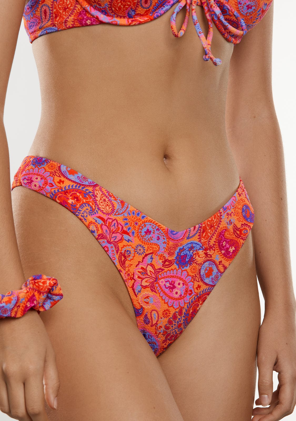 Gina Bottom Paisley Punch